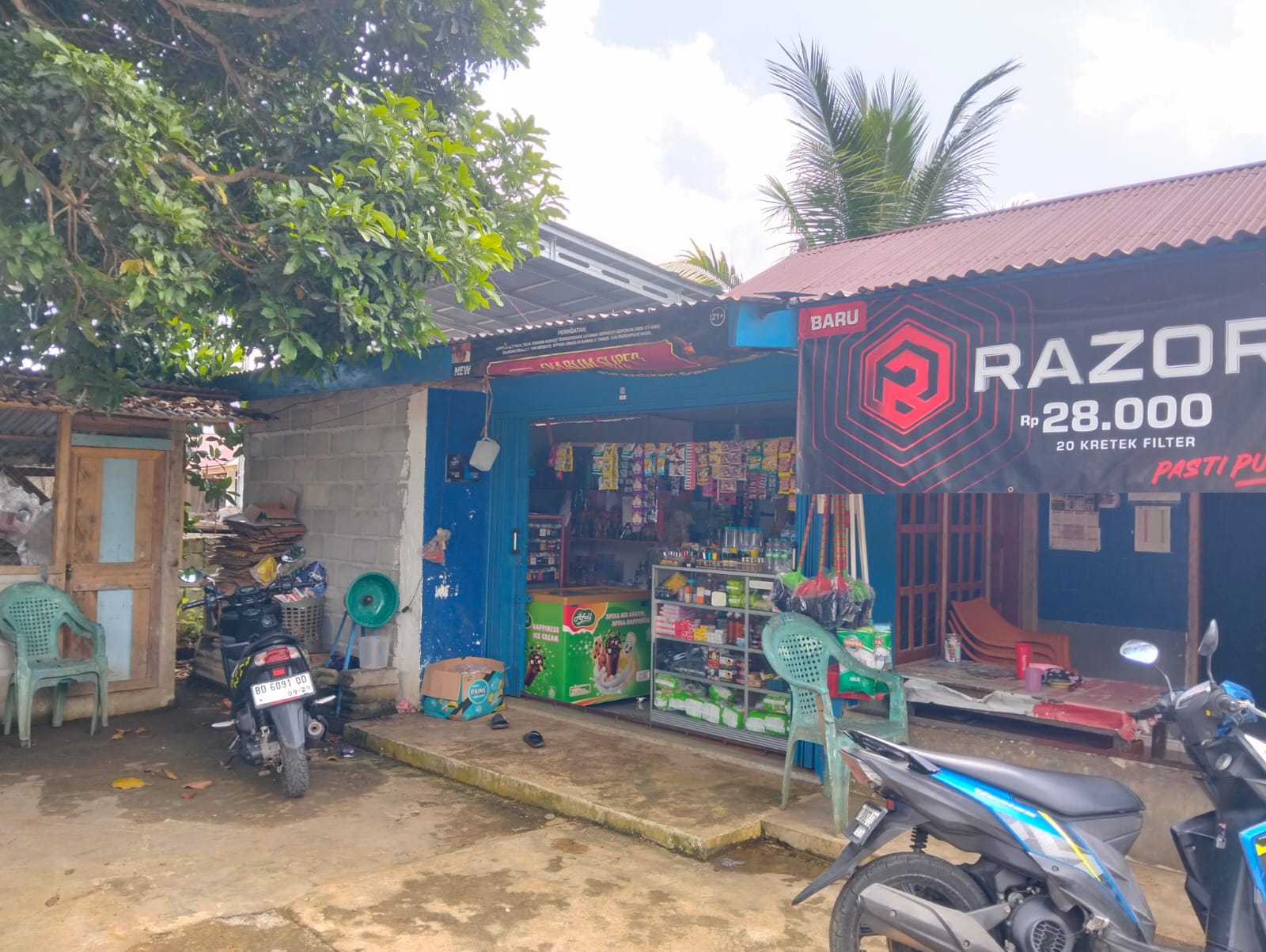 Warung & Toko (Dusun II)